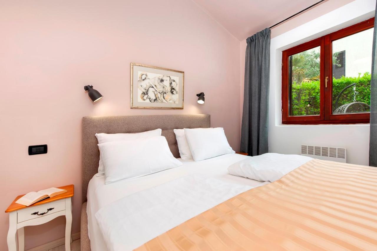 Villa B&B Marina & Parking Free Rovinj Eksteriør billede