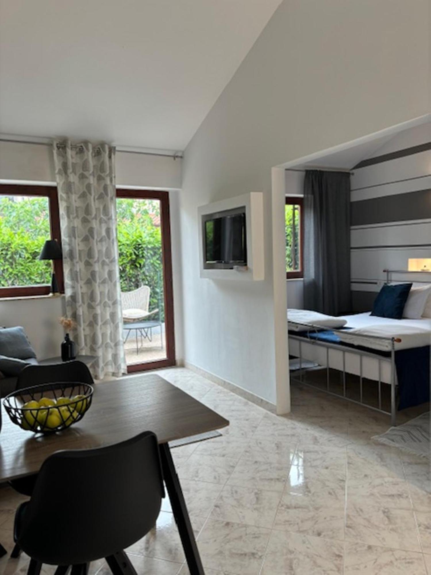Villa B&B Marina & Parking Free Rovinj Eksteriør billede